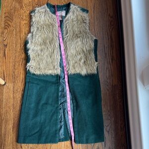 Forever 21 Green Vest with Tan Faux Fur